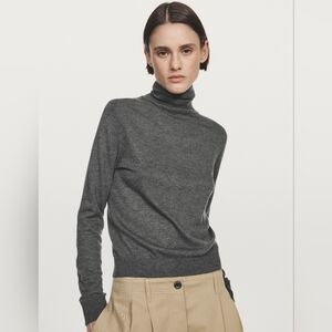 MASSIMO DUTTI Silk Cotton Cashmere Turtleneck.